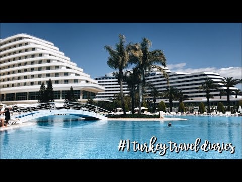 Vliegen naar Turkije & Roomtour | Turkey Travel Diaries #1 | Michelle