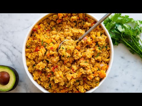 One-Pot Moroccan Couscous With Chickpeas (15-Minute Recipe)