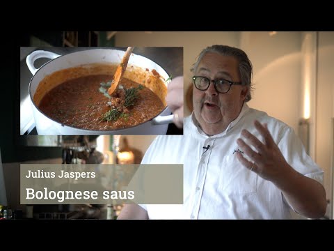 Julius Jaspers maakt Bolognese saus